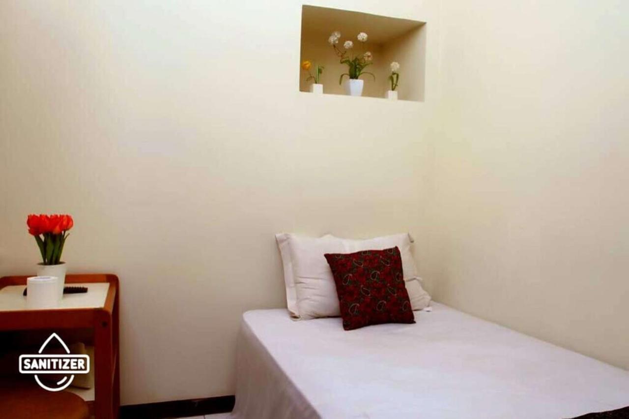 Hotel Bantal Guling Trans Bandung Exterior foto